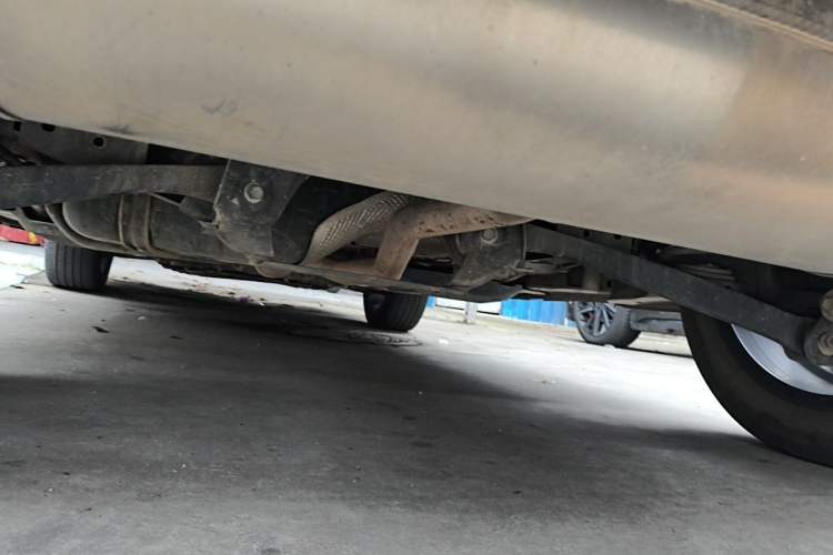 Used Haval LHERY 2021 High-Performance Version 1.5T Golden Rabbit Chassis Rear
