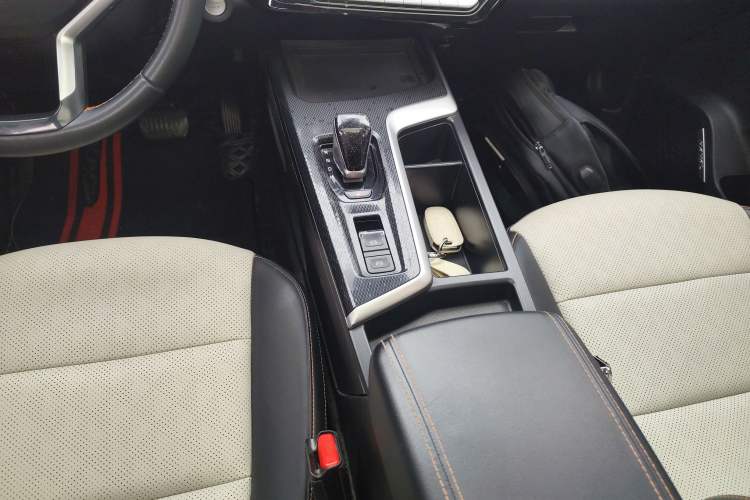 Used Haval LHERY 2021 GT Edition 1.5T Silver Rabbit Gear Lever