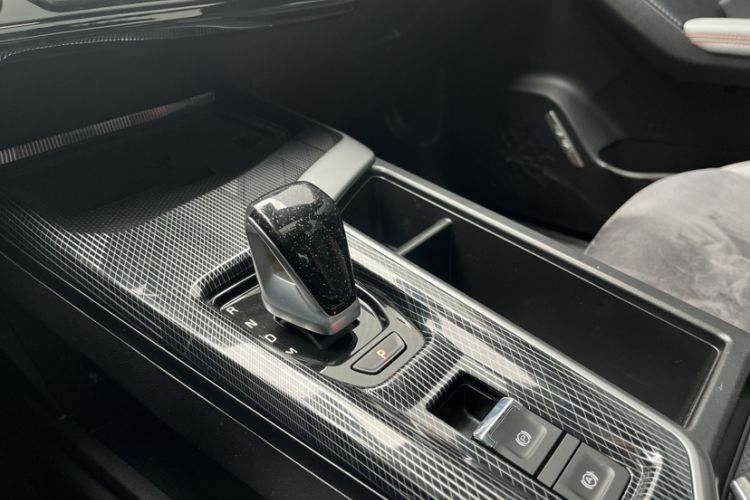Used Haval LHERY 2021 GT Edition 1.5T Platinum Rabbit Interior 4