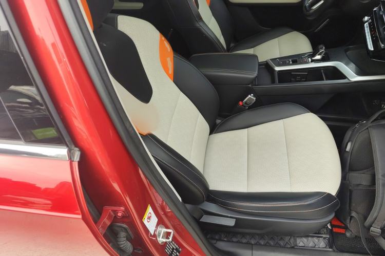 Used Haval LHERY 2021 GT Edition 1.5T Silver Rabbit Right Front Seat