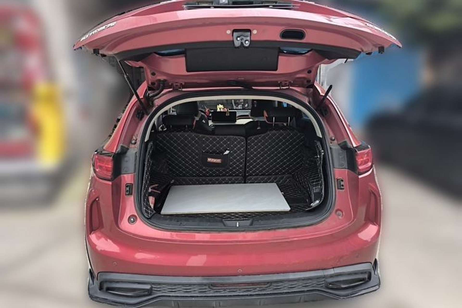 Used Haval LHERY 2021 High-Performance Version 1.5T Golden Rabbit Trunk