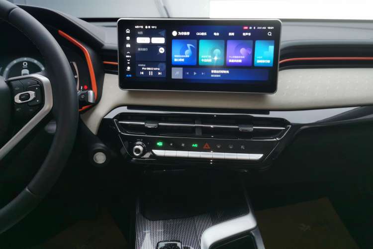Used Haval LHERY 2021 High-Performance Version 1.5T Golden Rabbit Audio And AC Panel
