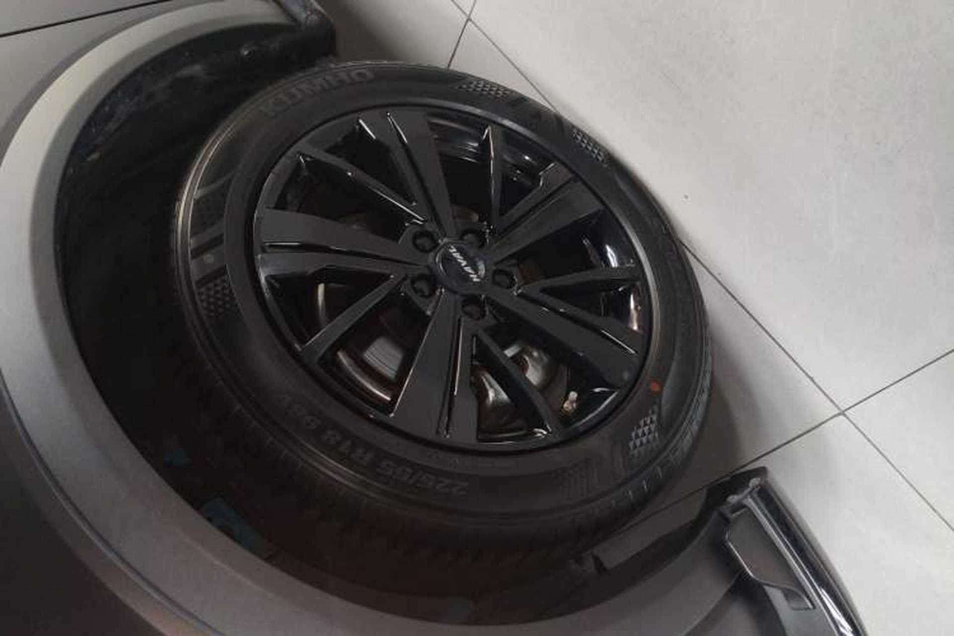 Used Haval LHERY 2021 High-Performance Version 1.5T Golden Rabbit Exterior 1