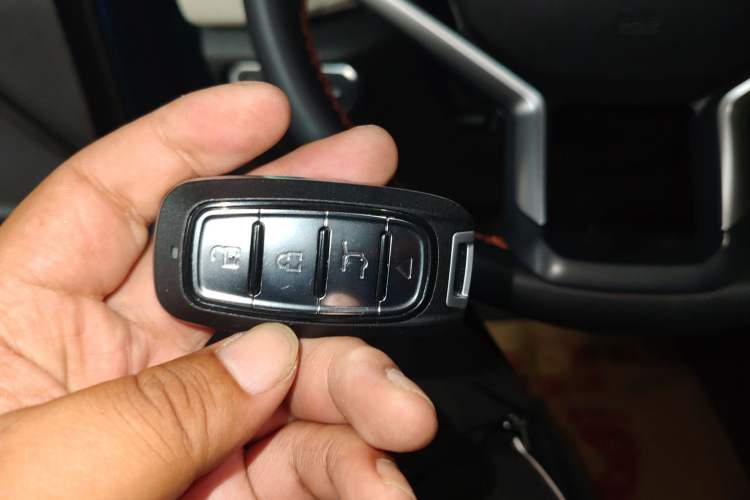 Used Haval LHERY 2021 High-Performance Version 1.5T Golden Rabbit Interior 1