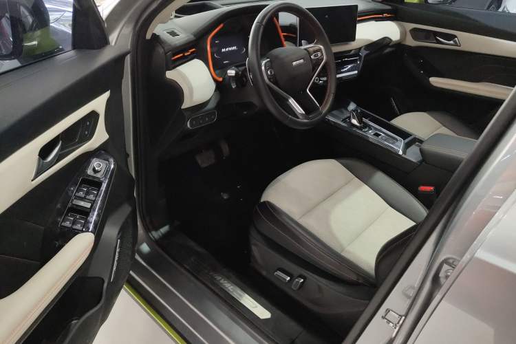 Used Haval LHERY 2021 GT Edition 1.5T Platinum Rabbit Interior 2