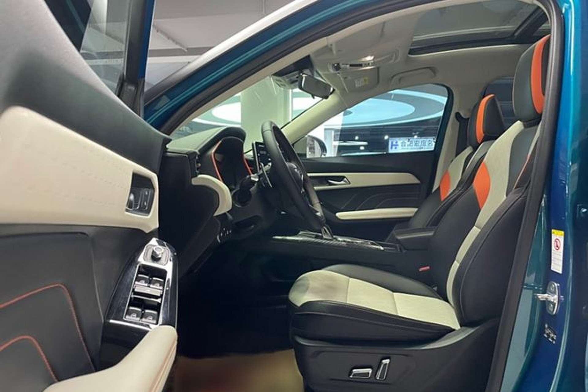 Used Haval LHERY 2021 High-Performance Version 1.5T Golden Rabbit Interior 3