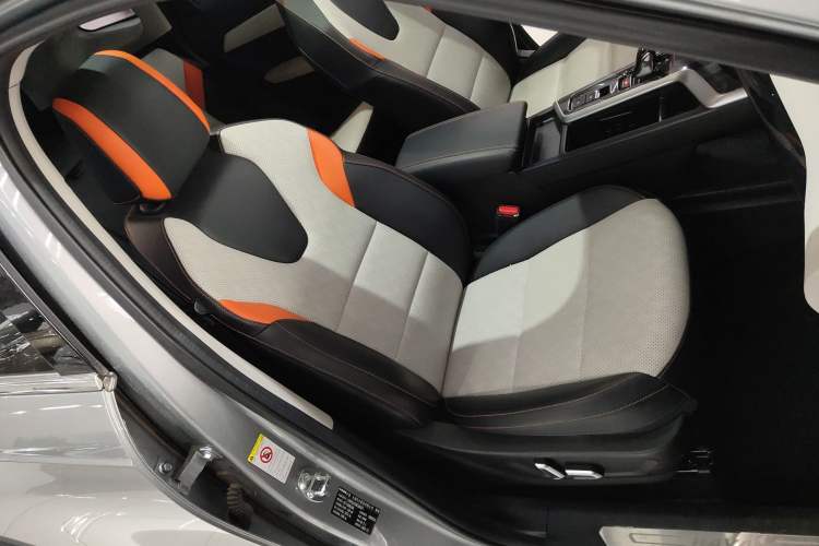 Used Haval LHERY 2021 GT Edition 1.5T Platinum Rabbit Interior 6