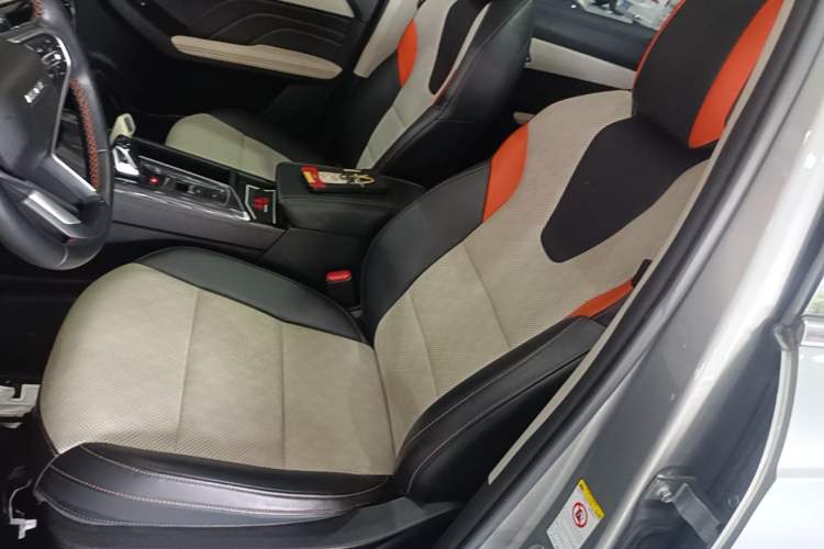 Used Haval LHERY 2021 High-Performance Version 1.5T Golden Rabbit Left Front Seat