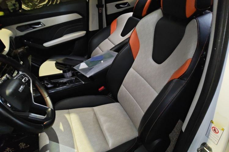 Used Haval LHERY 2021 GT Edition 1.5T Silver Rabbit Left Front Seat
