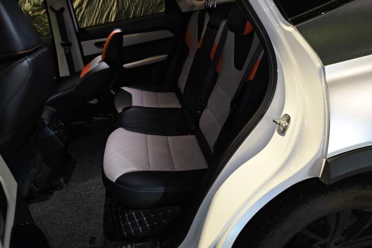 Used Haval LHERY 2021 GT Edition 1.5T Silver Rabbit Left Rear Seat