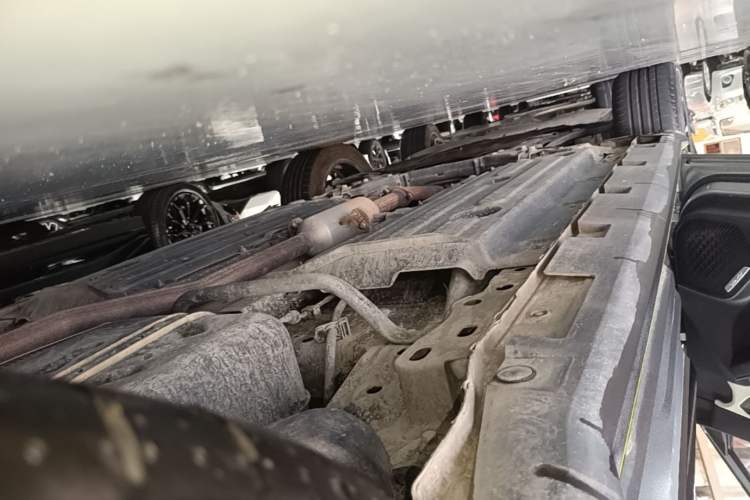 Used Haval LHERY 2021 High-Performance Version 1.5T Golden Rabbit Left Side Sill