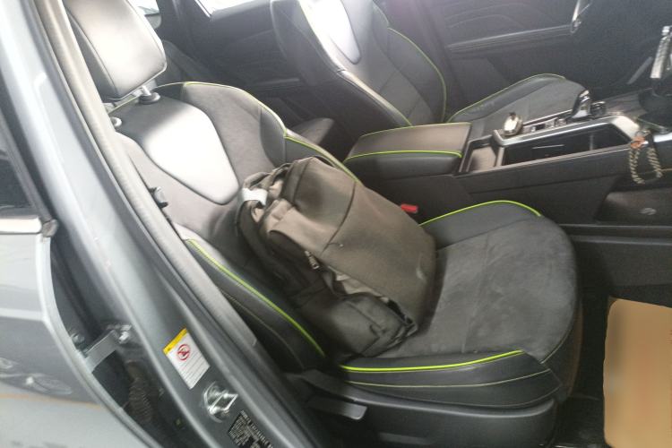 Used Haval LHERY 2021 High-Performance Version 1.5T Golden Rabbit Right Front Seat
