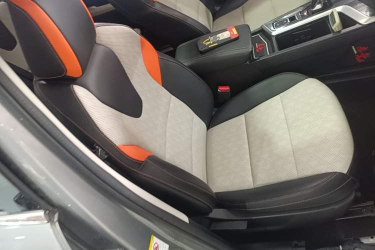 Used Haval LHERY 2021 High-Performance Version 1.5T Golden Rabbit Right Front Seat