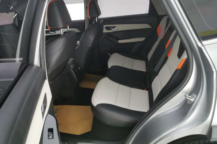 Used Haval LHERY 2021 High-Performance Version 1.5T Golden Rabbit Right Rear Seat