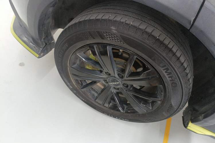 Used Haval LHERY 2021 High-Performance Version 1.5T Golden Rabbit Right Rear Wheel Hub