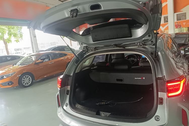 Used Haval LHERY 2021 High-Performance Version 1.5T Golden Rabbit Trunk