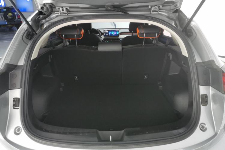 Used Haval LHERY 2021 High-Performance Version 1.5T Golden Rabbit Trunk
