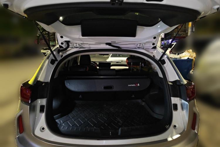 Used Haval LHERY 2021 GT Edition 1.5T Silver Rabbit Trunk