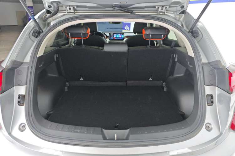 Used Haval LHERY 2021 High-Performance Version 1.5T Golden Rabbit Trunk