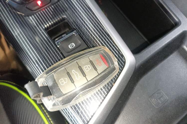 Used Haval LHERY 2021 High-Performance Version 1.5T Golden Rabbit Vehicle Key