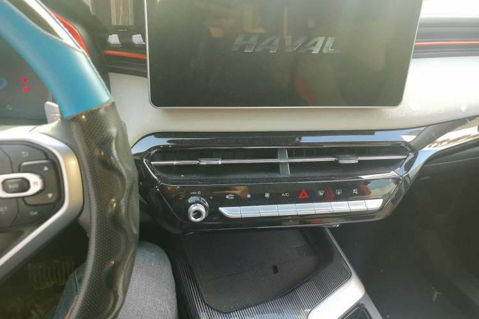 Used Haval LHERY 2021 High-Performance Version 1.5T Golden Rabbit Audio And AC Panel