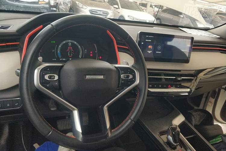 Used Haval LHERY 2021 GT Edition 1.5T Silver Rabbit Center Console