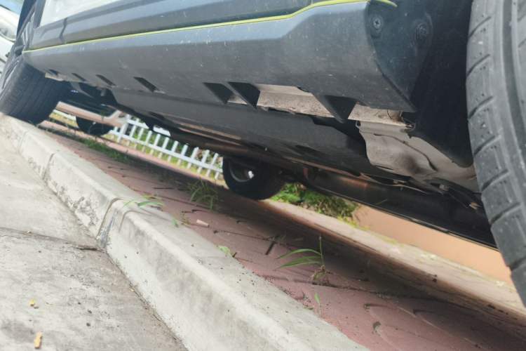 Used Haval LHERY 2021 High-Performance Version 1.5T Golden Rabbit Chassis Front Right