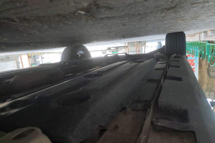 Used Haval LHERY 2021 High-Performance Version 1.5T Golden Rabbit Chassis Front Right