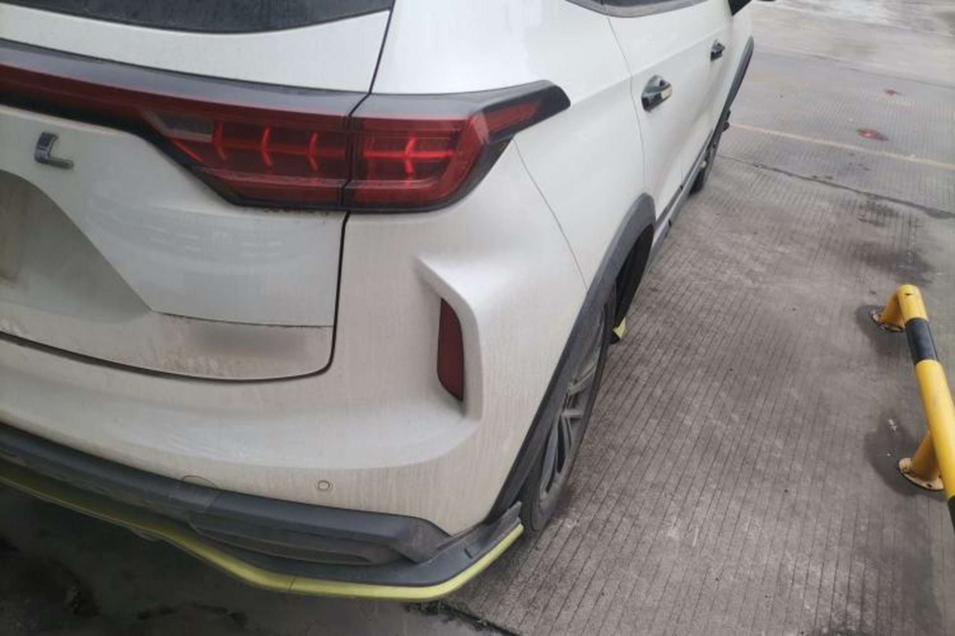 Used Haval LHERY 2021 High-Performance Version 1.5T Golden Rabbit Exterior 3