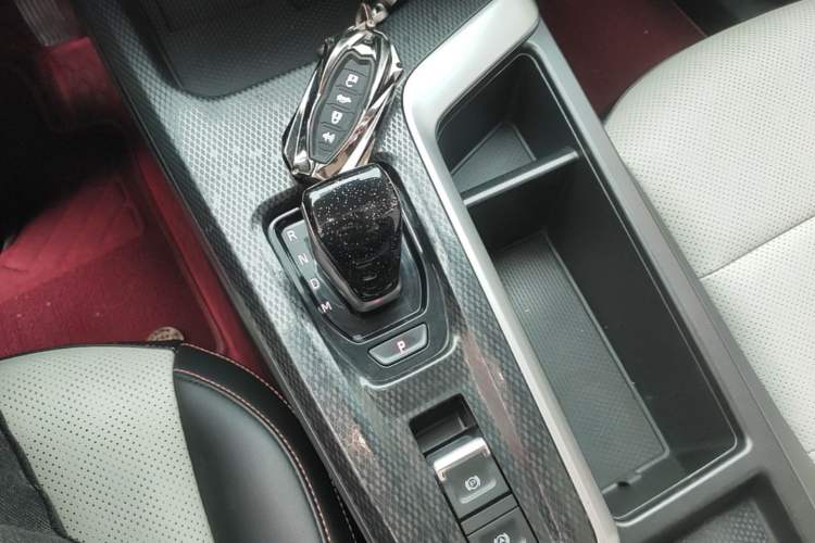 Used Haval LHERY 2021 GT Edition 1.5T Silver Rabbit Gear Lever