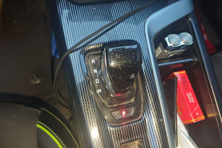Used Haval LHERY 2021 High-Performance Version 1.5T Golden Rabbit Gear Lever