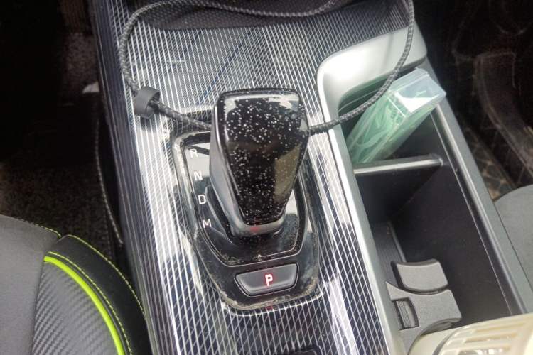 Used Haval LHERY 2021 High-Performance Version 1.5T Golden Rabbit Gear Lever