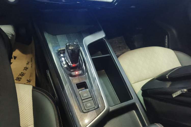 Used Haval LHERY 2021 GT Edition 1.5T Platinum Rabbit Gear Lever