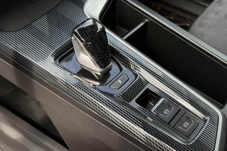 Used Haval LHERY 2021 High-Performance Version 1.5T Golden Rabbit Interior 3
