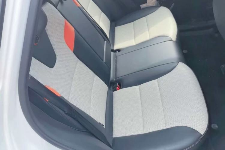 Used Haval LHERY 2021 High-Performance Version 1.5T Golden Rabbit Interior 5