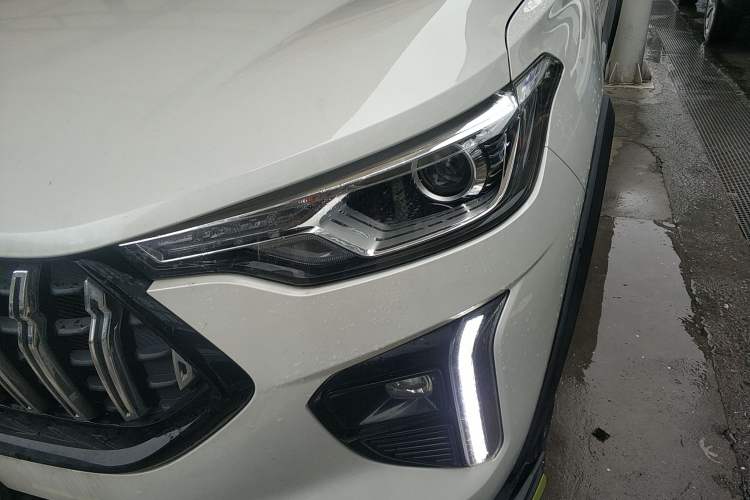 Used Haval LHERY 2021 GT Edition 1.5T Silver Rabbit Left Front Headlight