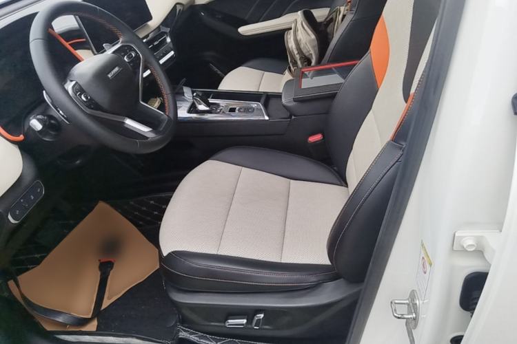 Used Haval LHERY 2021 High-Performance Version 1.5T Golden Rabbit Left Front Seat