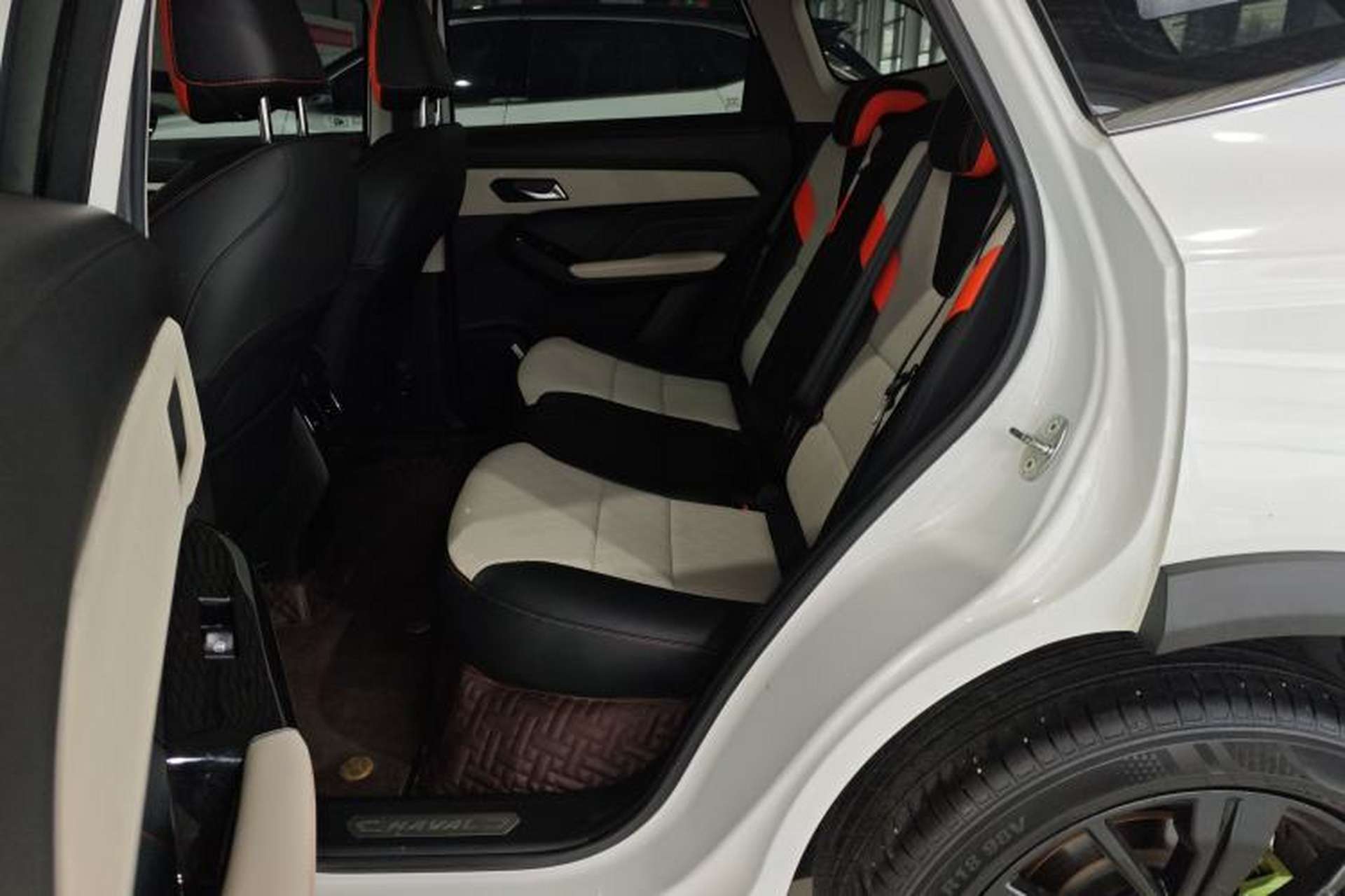 Used Haval LHERY 2021 High-Performance Version 1.5T Golden Rabbit Left Rear Seat