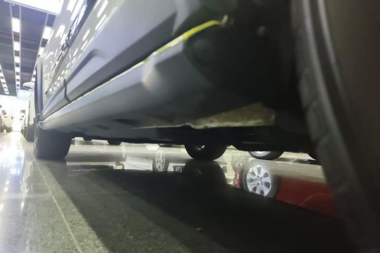 Used Haval LHERY 2021 GT Edition 1.5T Platinum Rabbit Left Side Sill