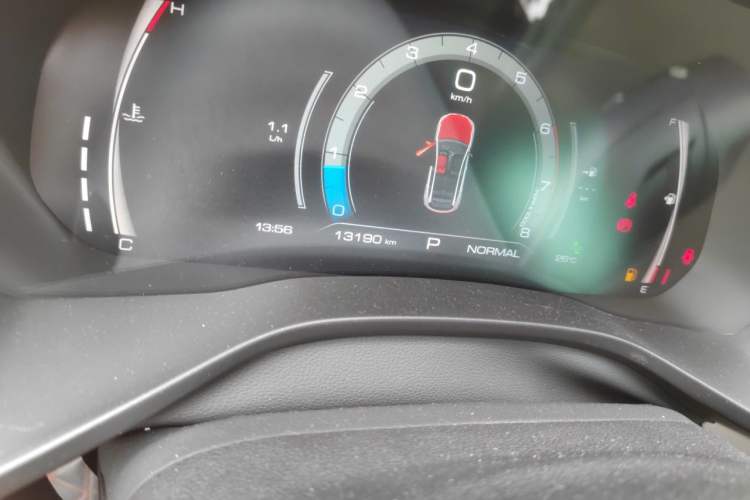 Used Haval LHERY 2021 High-Performance Version 1.5T Golden Rabbit Odometer Close Up