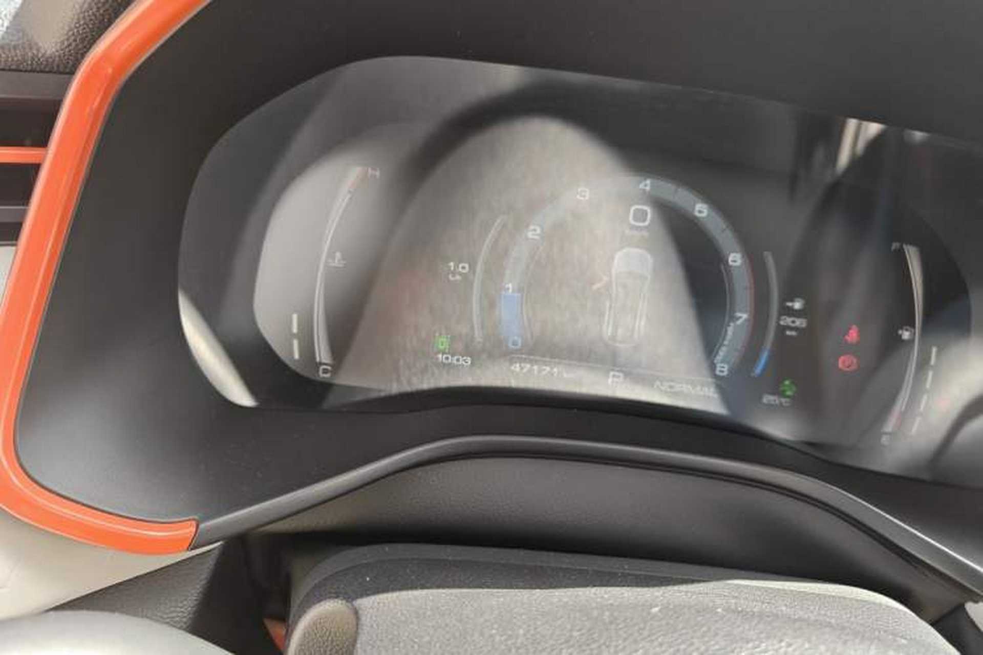 Used Haval LHERY 2021 High-Performance Version 1.5T Golden Rabbit Odometer Close Up
