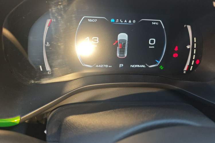 Used Haval LHERY 2021 High-Performance Version 1.5T Golden Rabbit Odometer Close Up