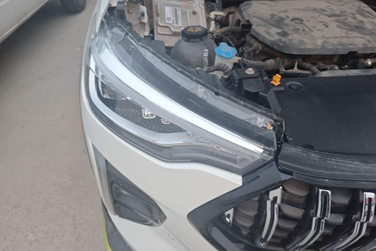 Used Haval LHERY 2021 High-Performance Version 1.5T Golden Rabbit Right Front Headlight