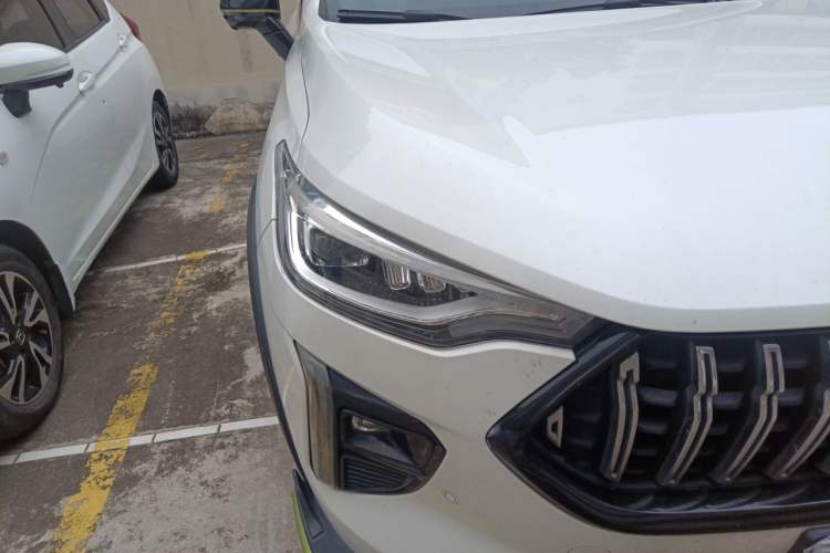 Used Haval LHERY 2021 High-Performance Version 1.5T Golden Rabbit Right Front Headlight