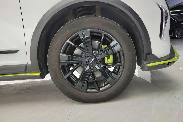 Used Haval LHERY 2021 High-Performance Version 1.5T Golden Rabbit Right Rear Wheel Hub
