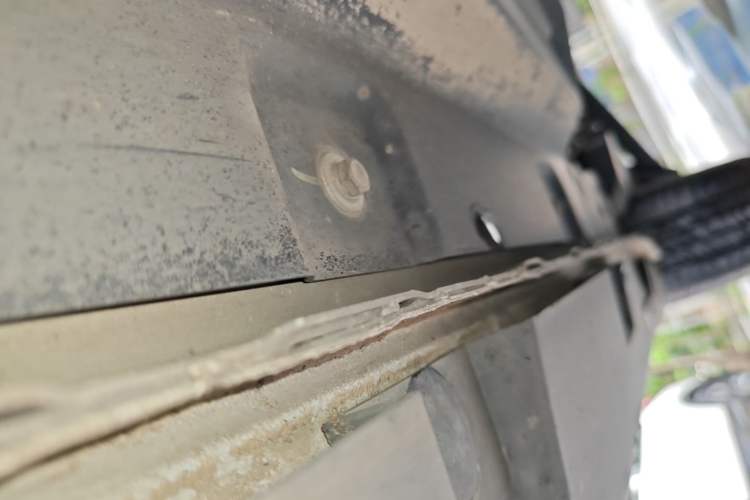 Used Haval LHERY 2021 GT Edition 1.5T Platinum Rabbit Right Side Sill