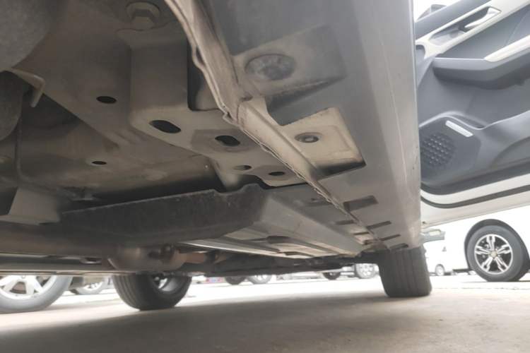 Used Haval LHERY 2021 GT Edition 1.5T Silver Rabbit Right Side Sill