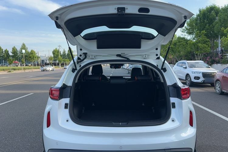 Used Haval LHERY 2021 High-Performance Version 1.5T Golden Rabbit Trunk