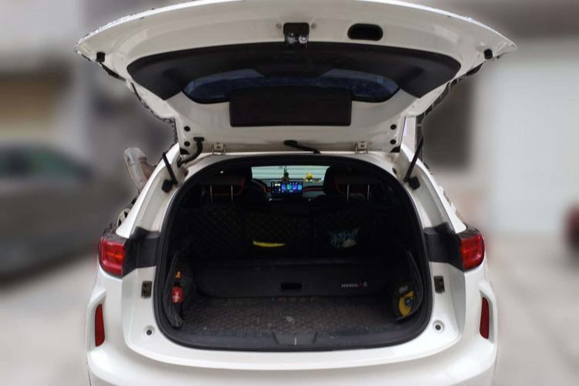 Used Haval LHERY 2021 High-Performance Version 1.5T Golden Rabbit Trunk