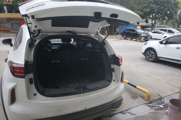 Used Haval LHERY 2021 High-Performance Version 1.5T Golden Rabbit Trunk